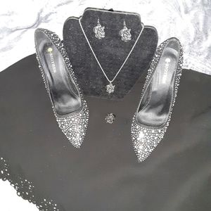 Ann Taylor Dressy black skirt